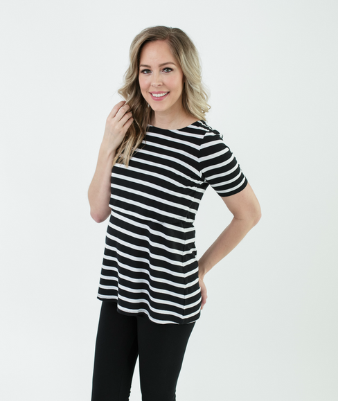 BOLD STRIPE Nursing Shirt from Undercover Mama